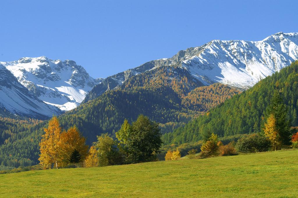 Hotel Chavalatsch Müstair Exteriör bild